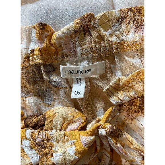 Maurice’s 0X off the shoulder top - Picture 5 of 8